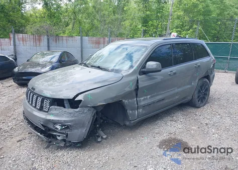 2021 Jeep Grand Cherokee Laredo X 4X2 из США, поврежденный, VIN 1C4RJEAG0MC658371